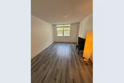 9430 Poinciana Place #305, Davie, FL 33324 - Photo 13