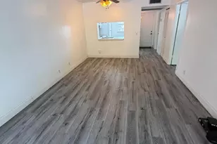 9430 Poinciana Pl, Davie, FL 33324 - Photo 11