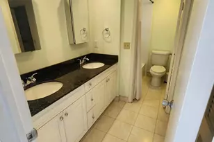 9430 Poinciana Pl, Davie, FL 33324 - Photo 3