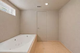 2525 NE 21st Ct, Fort Lauderdale, FL 33305 - Photo 23
