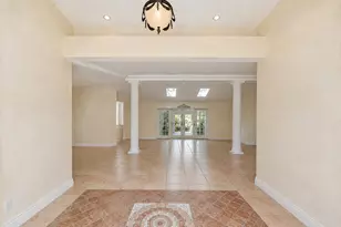 2525 NE 21st Ct, Fort Lauderdale, FL 33305 - Photo 5