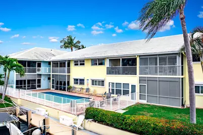 2301 NE 36th Street #202, Pompano Beach, FL 33064 - Photo 9