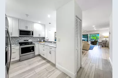 2301 NE 36th Street #202, Pompano Beach, FL 33064 - Photo 13