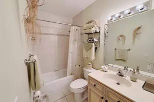 4401 Crystal Lake Dr, Pompano Beach, FL 33064 - Photo 37