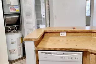 8730 N Sherman Cir, Miramar, FL 33025 - Photo 9