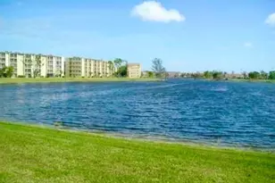 8730 N Sherman Cir, Miramar, FL 33025 - Photo 5