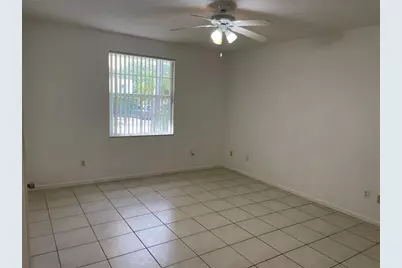 713 NE 4th Street, Hallandale Beach, FL 33009 - Photo 19