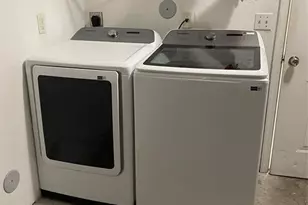 713 NE 4th St, Hallandale Beach, FL 33009 - Photo 15