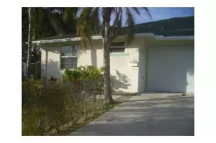 713 NE 4th St, Hallandale Beach, FL 33009 - Photo 1