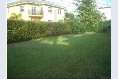 717 NE 4th Street, Hallandale Beach, FL 33009 - Photo 13