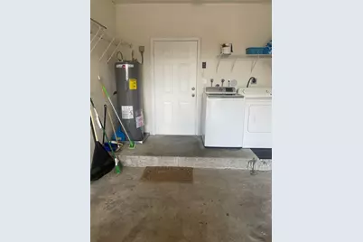 717 NE 4th Street, Hallandale Beach, FL 33009 - Photo 9