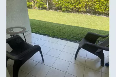 717 NE 4th Street, Hallandale Beach, FL 33009 - Photo 11