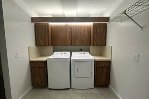 1717 Whitehall Dr, Davie, FL 33324 - Photo 23