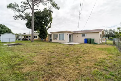 6771 SW 10th Court, Pembroke Pines, FL 33023 - Photo 17