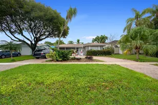 1336 Funston St, Hollywood, FL 33019 - Photo 7