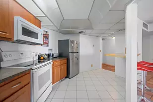 600 Parkview Dr, Hallandale Beach, FL 33009 - Photo 13