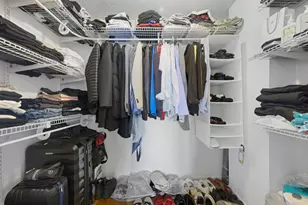 600 Parkview Dr, Hallandale Beach, FL 33009 - Photo 17