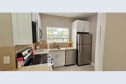 1761 NW 96th Terrace #3G, Pembroke Pines, FL 33024 - Photo 3