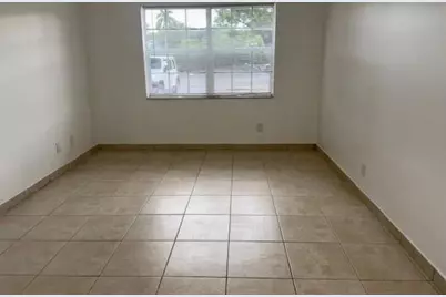 660 Cypress Club Way #F, Pompano Beach, FL 33064 - Photo 9