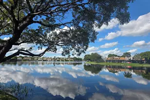 1001 Colony Point Cir, Hollywood, FL 33026 - Photo 1