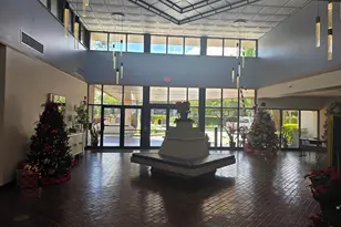 1001 Colony Point Cir, Pembroke Pines, FL 33026 - Photo 23