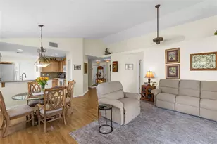 2933 Myrtle Oak Cir, Davie, FL 33328 - Photo 9