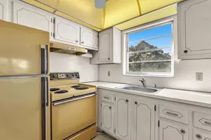 2024 Harwood C, Deerfield Beach, FL 33442 - Photo 11