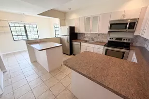 917 NE 16th Ave, Fort Lauderdale, FL 33304 - Photo 5