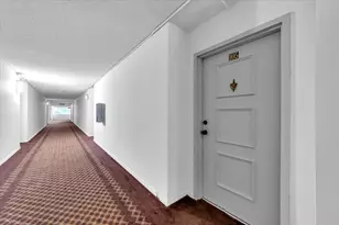 140 Lakeview Dr, Weston, FL 33326 - Photo 11