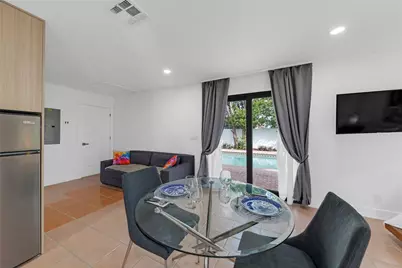 307 N Highland Drive, Hollywood, FL 33021 - Photo 13