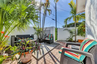 307 N Highland Drive, Hollywood, FL 33021 - Photo 3