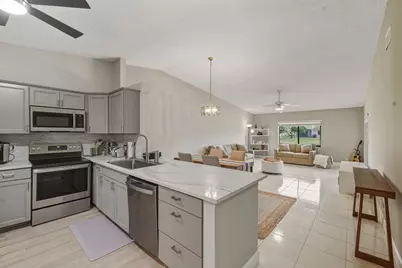 8290 Springlake Drive, Boca Raton, FL 33496 - Photo 17