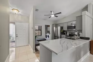 8290 Springlake Dr, Boca Raton, FL 33496 - Photo 11