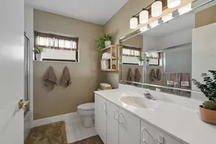 8290 Springlake Dr, Boca Raton, FL 33496 - Photo 23