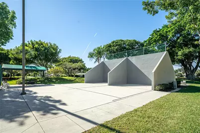 8290 Springlake Drive, Boca Raton, FL 33496 - Photo 35