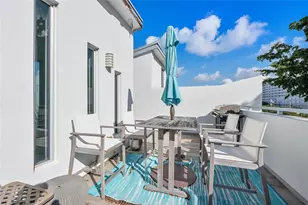 3266 NE 15th St, Pompano Beach, FL 33062 - Photo 23