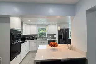 1210 NE 42nd Ct, Pompano Beach, FL 33064 - Photo 3