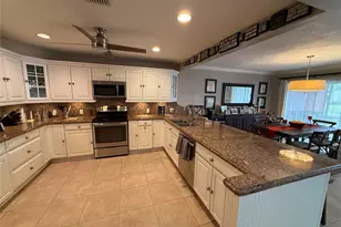 22861 Ironwedge Dr, Boca Raton, FL 33433 - Photo 9