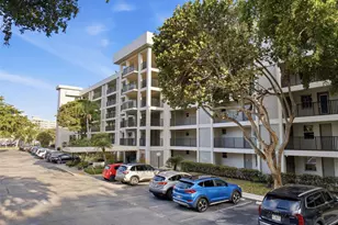 3000 S Course Dr, Pompano Beach, FL 33069 - Photo 21