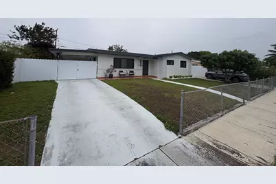 11831 SW 207 Street, Miami, FL 33177 - Photo 1