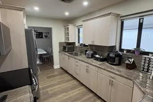 11831 SW 207th St, Miami, FL 33177 - Photo 15