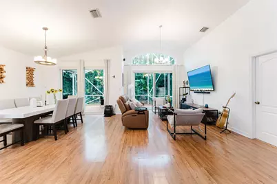 1104 NW 116th Avenue, Coral Springs, FL 33071 - Photo 3