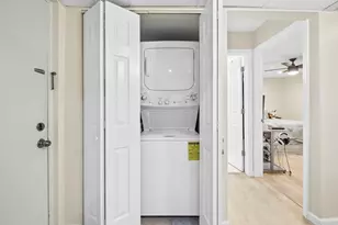 830 SW 9th St Cir, Boca Raton, FL 33486 - Photo 19