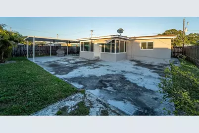 2501 NW 84th Way, Sunrise, FL 33322 - Photo 23