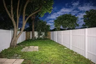 1294 White Pine Dr, Wellington, FL 33414 - Photo 25