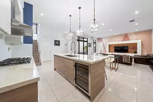 8225 Central Park Blvd, Doral, FL 33166 - Photo 11
