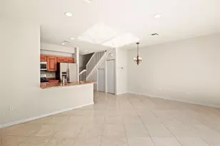 37 SE 3rd Ave, Hallandale Beach, FL 33009 - Photo 23