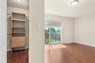 37 SE 3rd Ave, Hallandale Beach, FL 33009 - Photo 27