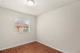 37 SE 3rd Ave, Hallandale Beach, FL 33009 - Photo 45