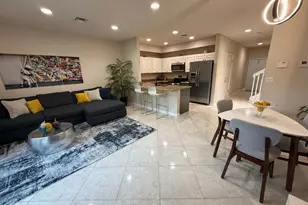 37 SE 3rd Ave, Hallandale Beach, FL 33009 - Photo 9